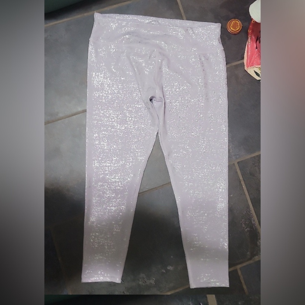 Kimberly Lilac & Silver Shimmer Leggings EUC Size XL